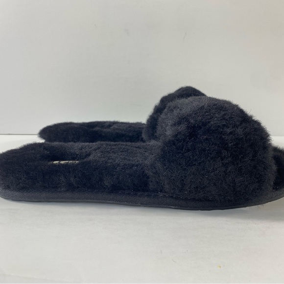 UGG Fluff Slide II Sheepskin Black Slide Slipper - Picture 2 of 11